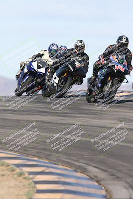 media/Nov-16-2025-Race Pace (Sun) [[8c5fa54630]]/Verified Riders/1-Turns 9 and 10 (925am)/